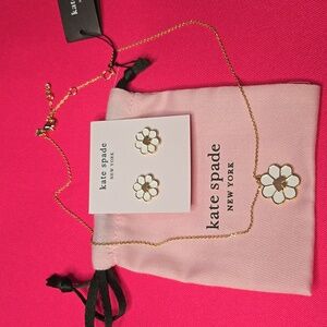 Kate spade jewelry set Retail $185